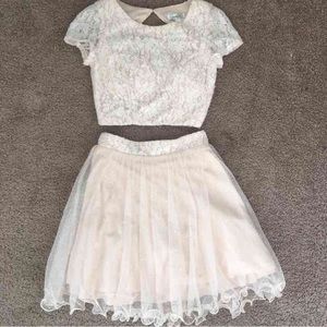 2 piece lace homecoming dress size 1