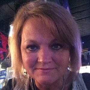 Meet your Posher, Teresa