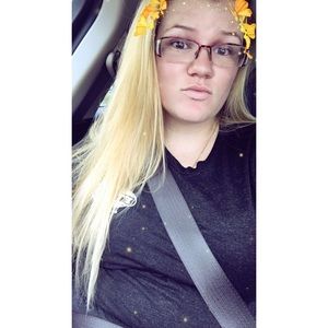 Meet your Posher, Tabitha