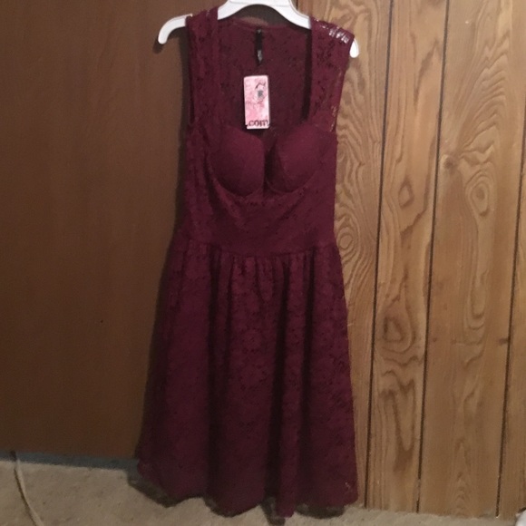 I'm just cleaning out my closet 😊 - Picture 1 of 4