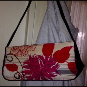 Small shoulder/hand bag