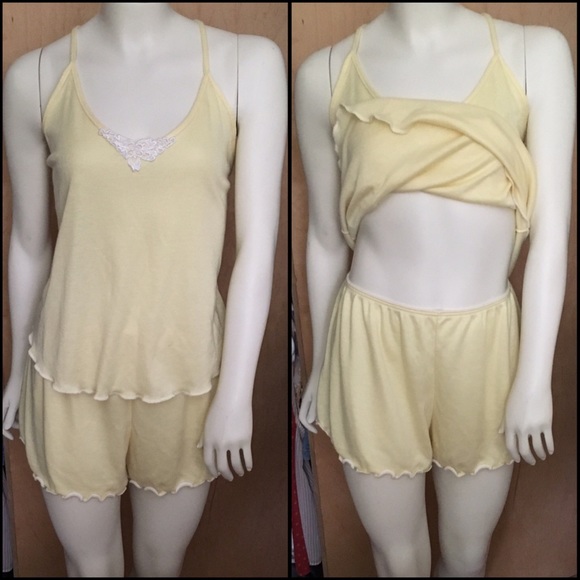 Vintage 90s yellow sleep shorts - Picture 5 of 5