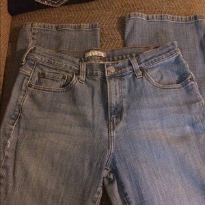 Women's Levi jeans size 10M style 515 boot cut