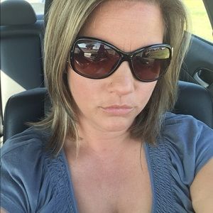 Meet your Posher, Sharon