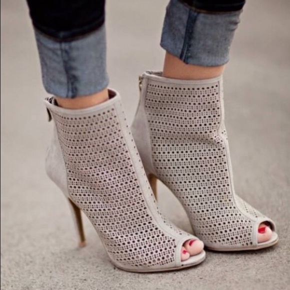 Chinese Laundry Jupiter suede peep toe bootie