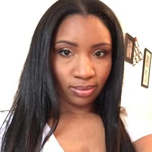 Meet your Posher, Dominique