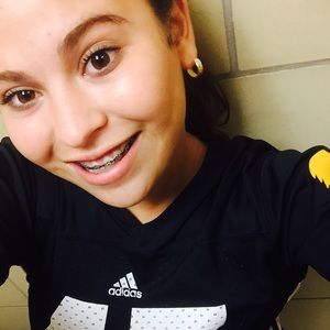 Meet your Posher, Elisa