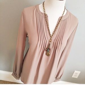 Size S Nordstrom brand pleated front blouse