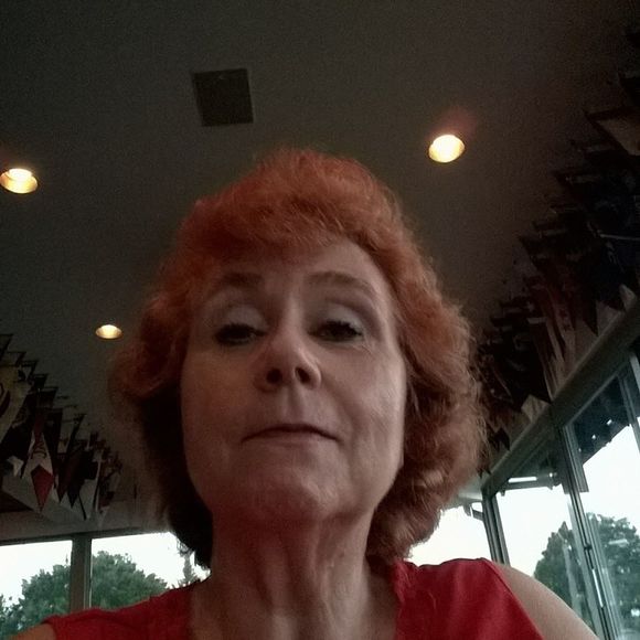 Meet your Posher, Peggy - Picture 2 of 2