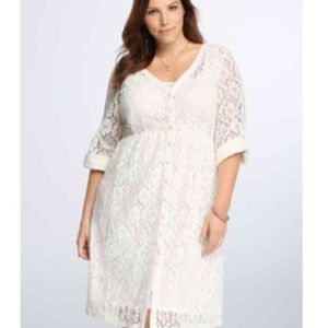 BNWT Torrid Cream Lace Shirtdress SZ 1