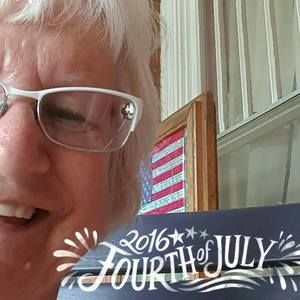 Meet your Posher, Pamela