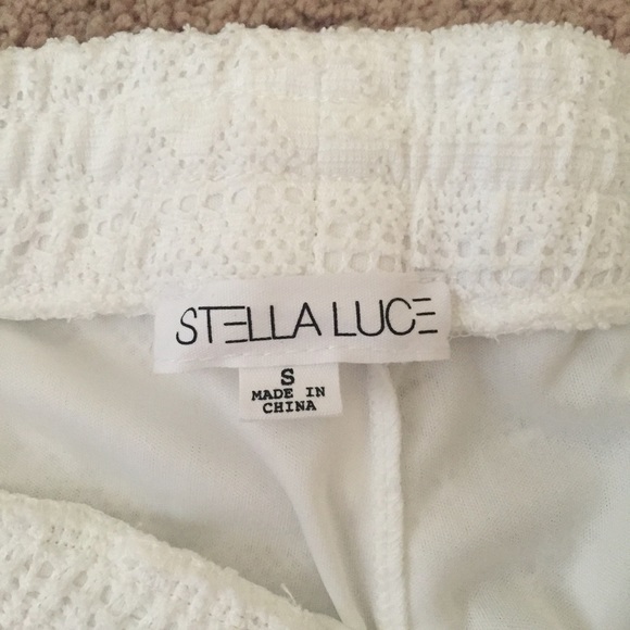 White pattern shorts😍 - Picture 4 of 4