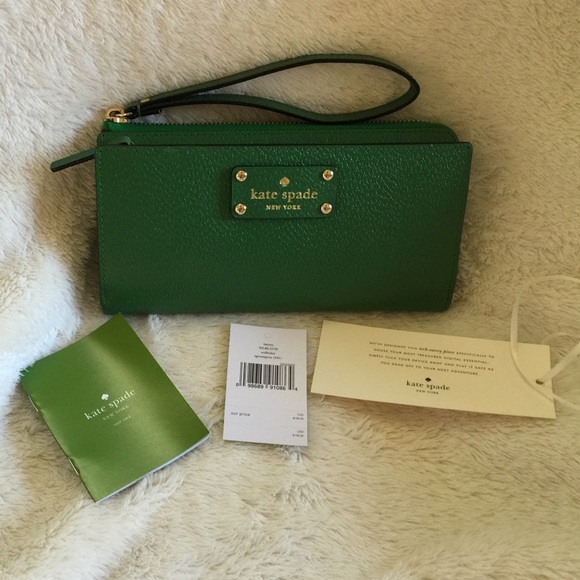 Kate Spade wristlet