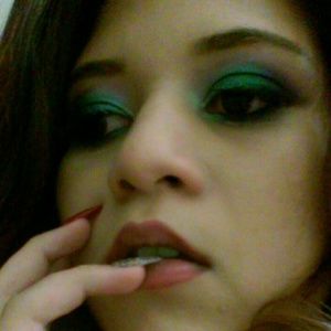 Meet your Posher, Damaris