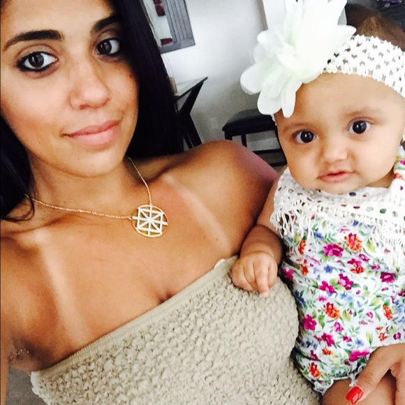 Meet your Posher, Ilyssa - Picture 2 of 4