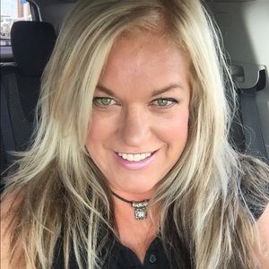 Meet your Posher, Kara