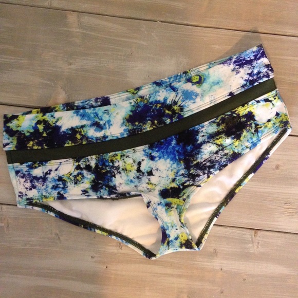 NWOT | Athleta Dolphin Shorts Swim Bottoms