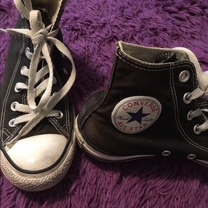 Black converse