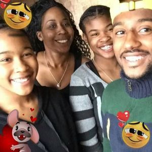 Meet your Posher, Lakeisha