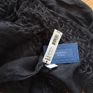 Vera wang scarf