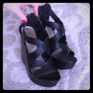 Aldo wedges