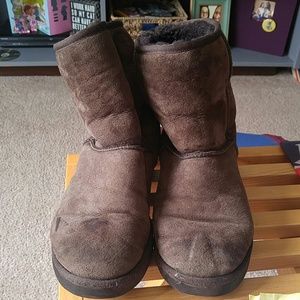 Brown short classic uggs size 10