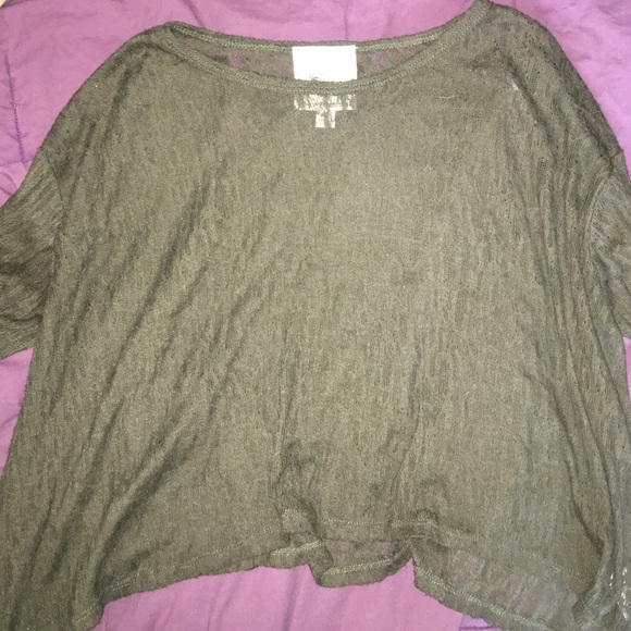 army green long sleeve top