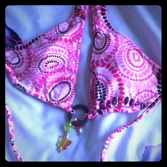 2 bikini tops - Picture 1 of 3