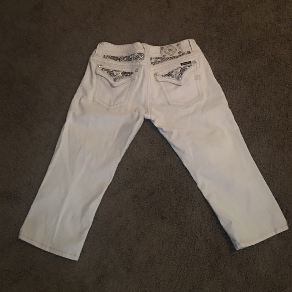 Miss me white Capri