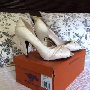 Rocket Dog Ownitt Thai Silk Peep Toe Shoes