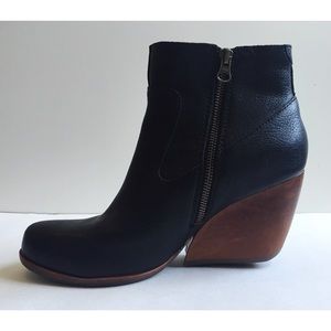 Kork-ease Natalya - Black leather bootie