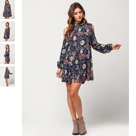 Floral dress off shoulder - Picture 2 of 3