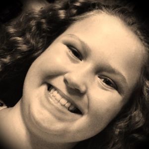 Meet your Posher, Ariana