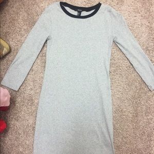 grey long sleeve dress