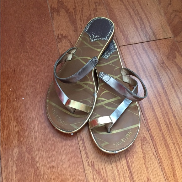 Sam & Libby metallic sandals
