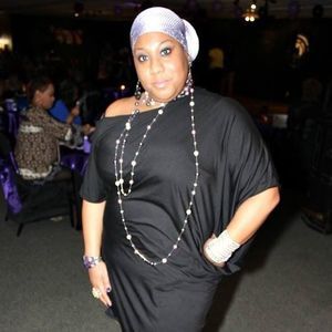 Meet your Posher, Dionne