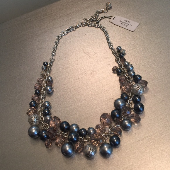 Premier Designs 16" necklace