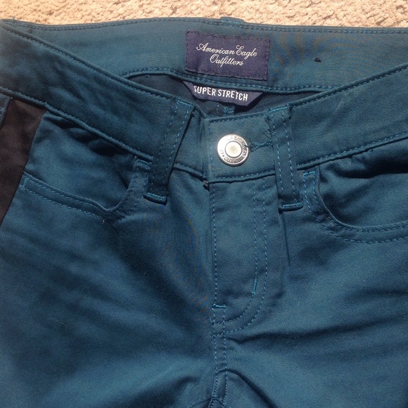 NWOT American Eagle Outfitters skinny jeans