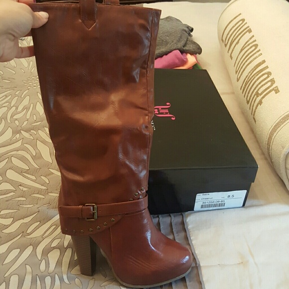 Just fab chestnut colored boots