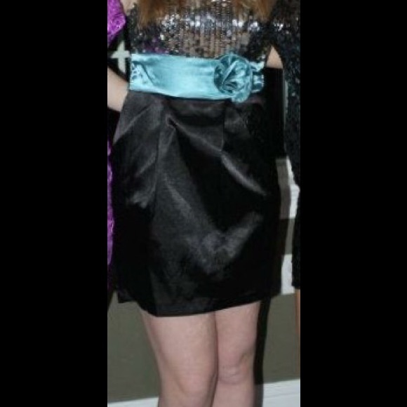 Speechless Dresses & Skirts - Super cute black semi formal dress!