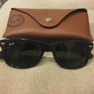 Ray-Ban New Wayfarer Sunglasses