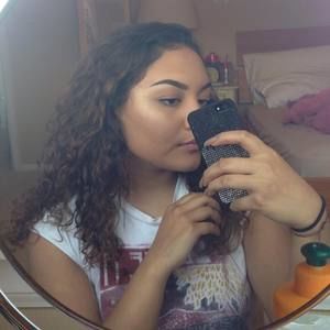 Meet your Posher, Nikki