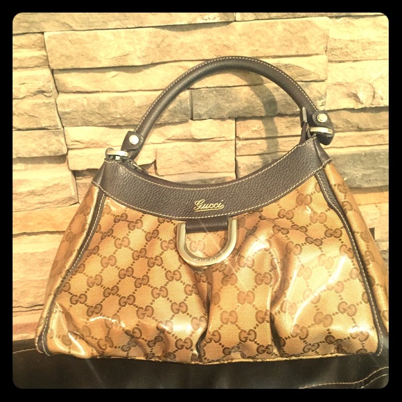 Authentic Gucci handbag 🎆price drop