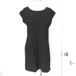 Old Navy Eyelet cap sleeve shift dress