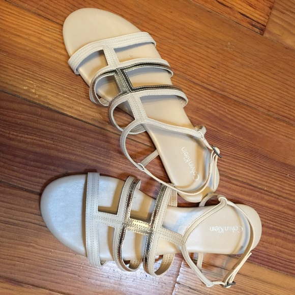 NWOT Calvin Klein Sandals - Picture 1 of 3