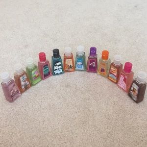 13 handsandizers & 4 holders