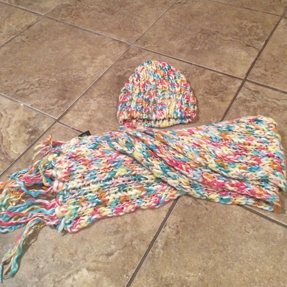 Scarf and Hat Set