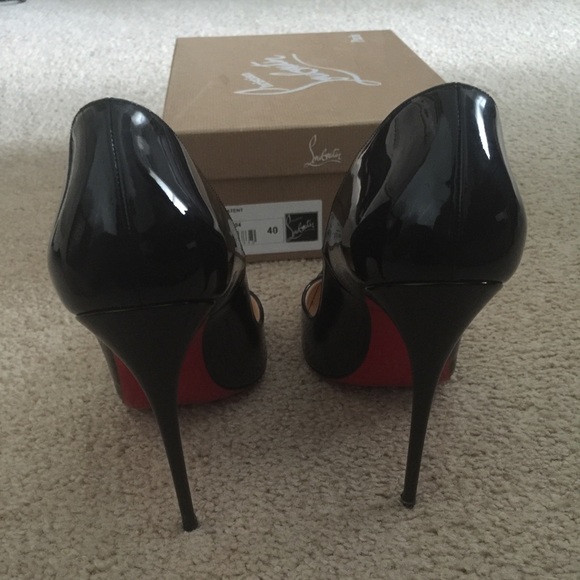 Authentic Christian Louboutins size 40. - Picture 3 of 3