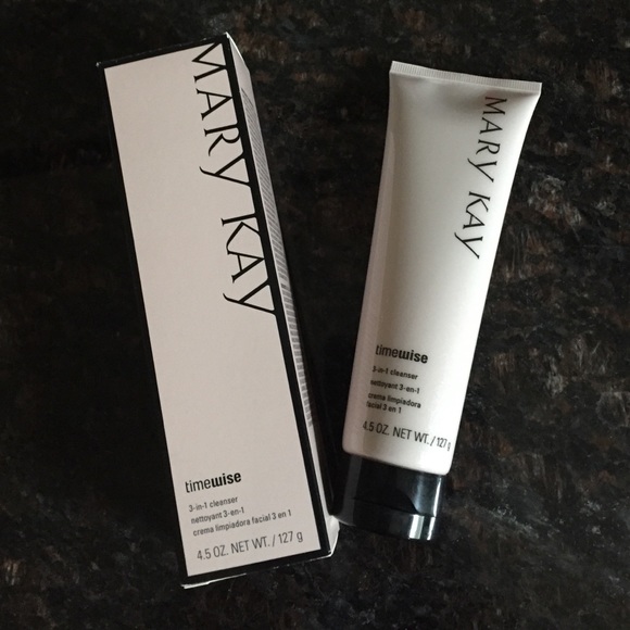 Mary Kay Timewise 3 in one cleaner