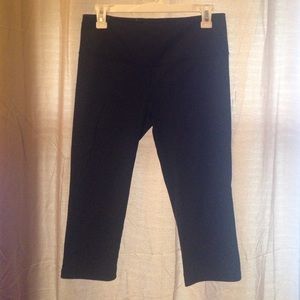 VSX workout capris